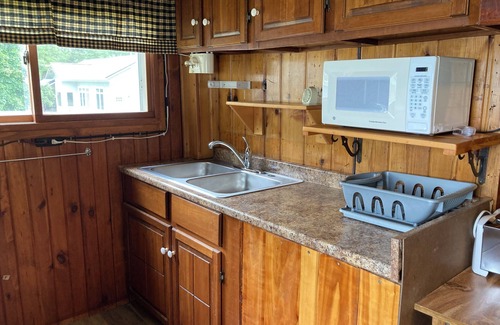 Crandon Cabin | Quaint Cabin With Awesome Views of Lake Metonga