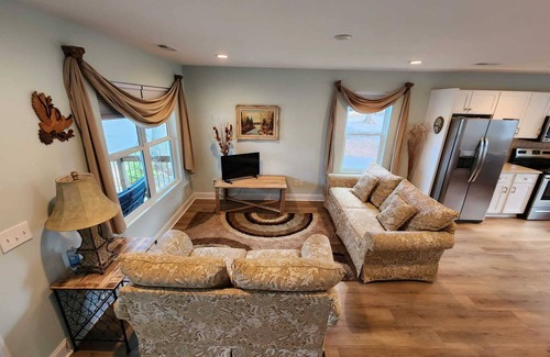 Waxhaw House | Quaint Condo in Waxhaw. Walking distance to all attractions!