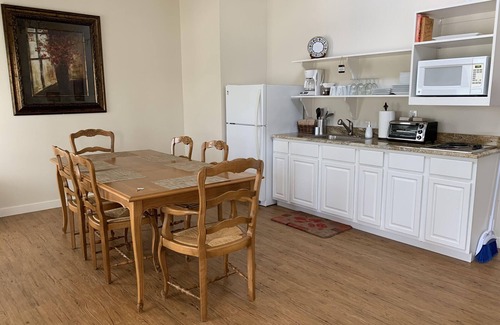 Comfort Cottage | Quaint Cottage in the Texas Hill Country