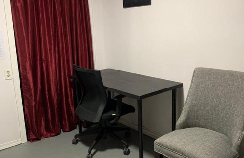 West Edmonton Bed & Breakfast | Quaint & Cozy Accommodation