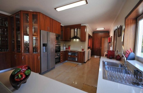 Palmeira de Faro Villa | Quaint Esposende Villa | 5 Bedrooms | Villa Esposende Retreat | Fenced Private.