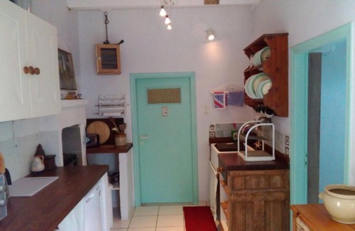 Korithi House | Quaint Greek Cottage, Rural Setting, Great Views.