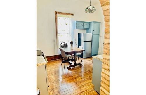 Amistad National Recreational Area House | Quaint Historic Home 🏡 Central Location