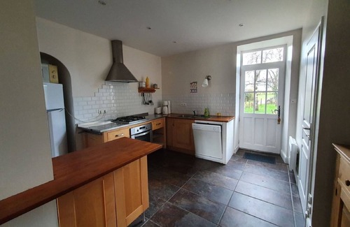 Clesse House | Quaint Holiday Home in Clessé with Garden