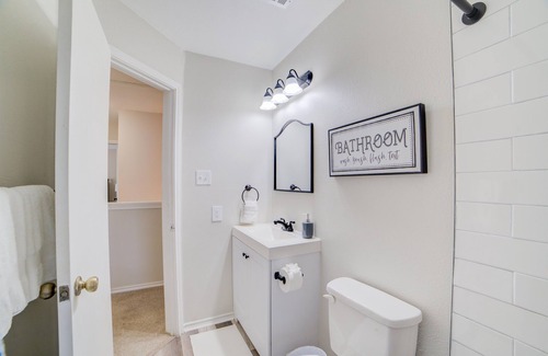 San Antonio House | Quaint home, quiet area, near Sea World