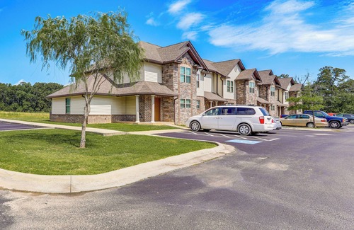Pocahontas House | Quaint Pocahontas Townhome, Central Location!