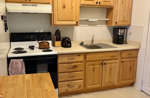 Liberty Wells House | Quaint Quarters in Liberty Wells, 1bd/1ba