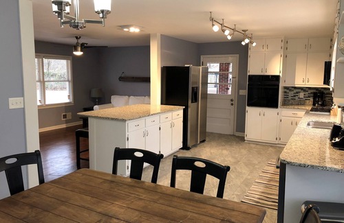 Fayetteville House | QUAINT REMODELED HOME