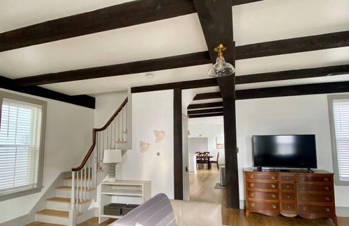Manheim House | Quaint, Vintage Reno in Manheim