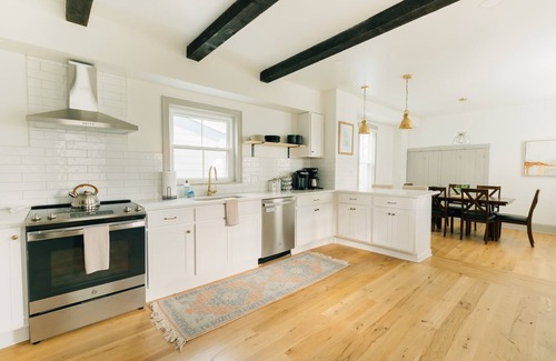 Manheim House | Quaint, Vintage Reno in Manheim