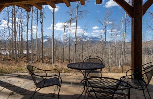Telluride House | Quakey Lane 241 - Strong Elk