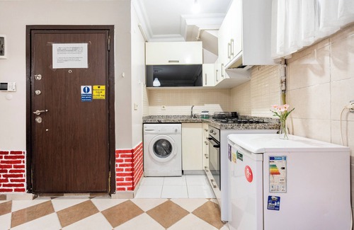 Celiktepe Mahallesi House | Quality & Cozy Central Apartment “Whole Place” with Delightful AC