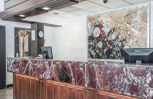 Fallsview Hotel | Quality Hotel Fallsview Cascade
