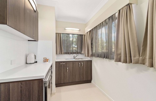 Robertson Hotel | Quality Hotel Robertson Gardens