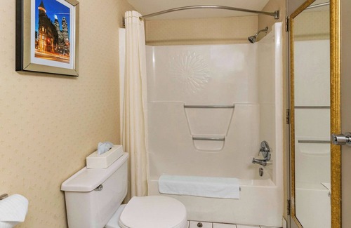 Sherbrooke Hotel | Quality Hotel & Suites
