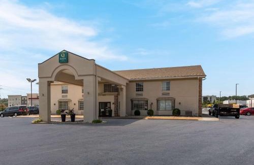 Airport Township Hotel | Quality Inn Airport