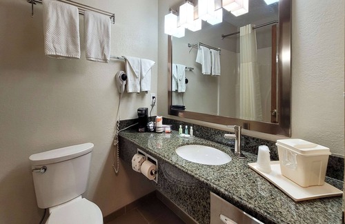 Marion Hotel | Quality Inn And Suites