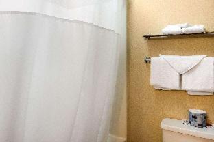 Bangor Hotel | Quality Inn at Bangor Mall