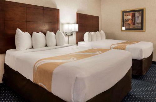 Auburn Hills Hotel | Quality Inn Auburn Hills - Detroit North