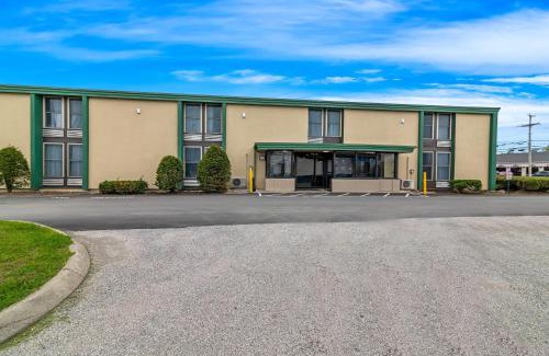 Bangor Hotel | Quality Inn Bangor Airport