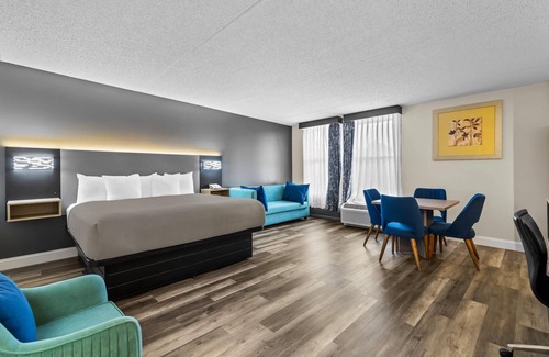 Bangor Hotel | Quality Inn Bangor Airport