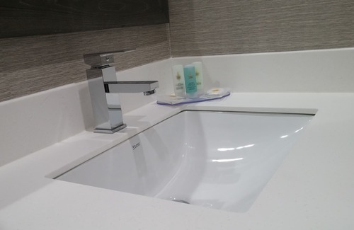 Barrie Hotel | Quality Inn
