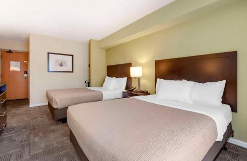 Peterborough Hotel | Quality Inn