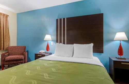 Summit Station Hotel | Quality Inn Columbus-East