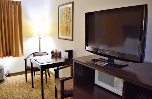 Citrus Hills Hotel | Quality Inn Conference Center at Citrus Hills