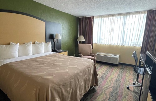 Logansport Hotel | Quality Inn Conference Center Logansport