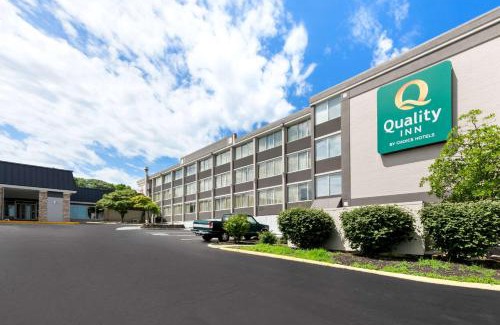Englewood Hotel | Quality Inn Dayton Airport