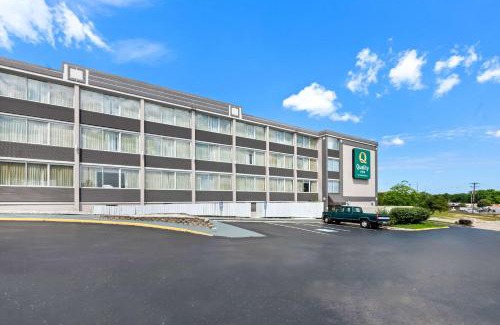 Englewood Hotel | Quality Inn Dayton Airport