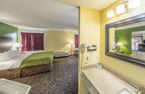 Decatur Hotel | Quality Inn Decatur near US-224