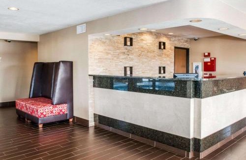 Effingham Hotel | Quality Inn Effingham North