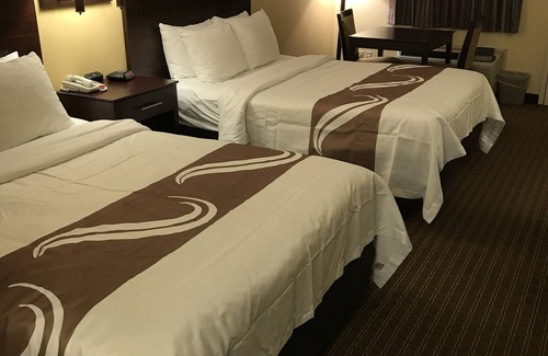 Franklin Hotel | Quality Inn Franklin South