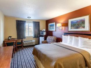 Hastings Hotel | Quality Inn Hastings