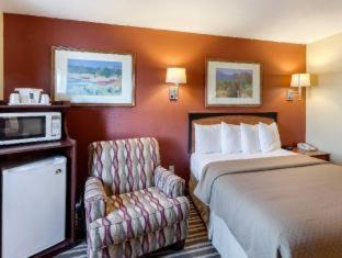 Hastings Hotel | Quality Inn Hastings
