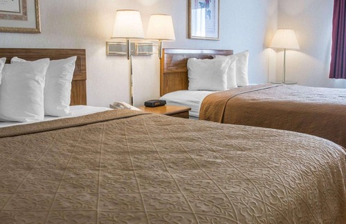 Hudsonville Hotel | Quality Inn Hudsonville South