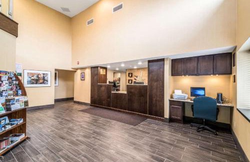 Ithaca Hotel | Quality Inn Ithaca - University Area