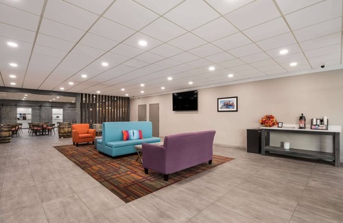Joliet Hotel | Quality Inn Joliet
