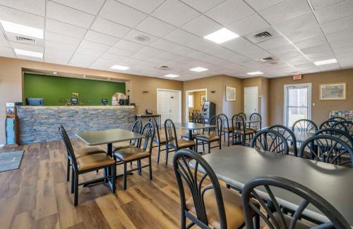 Titusville Hotel | Quality Inn Kennedy Space Center