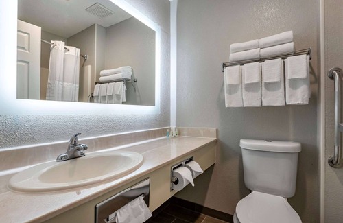 Kirksville Hotel | Quality Inn Kirksville