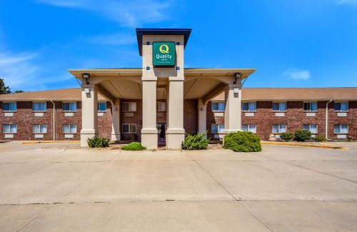 Lincoln Hotel | Quality Inn Lincoln Cornhusker
