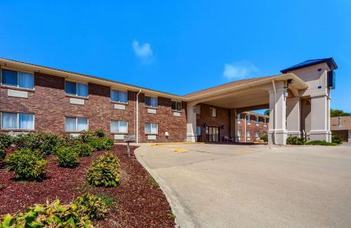 Lincoln Hotel | Quality Inn Lincoln Cornhusker