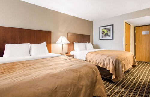 Madison Hotel | Quality Inn Madison West Near University Area