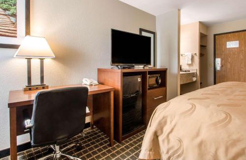 Madison Hotel | Quality Inn Madison West Near University Area