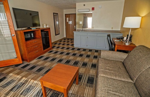 Rochester Hotel | Quality Inn near Medical Center
