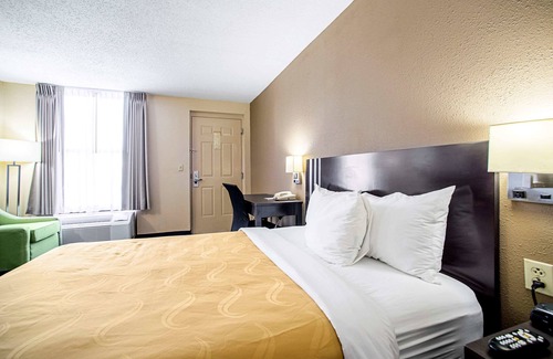 Pacific Hotel | Quality Inn Near Six Flags St. Louis