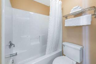 Interchange Square Hotel | Quality Inn Palm Bay - Melbourne I-95