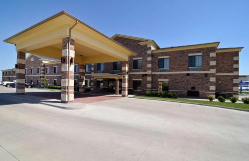 Perryton Hotel | Quality Inn Perryton
